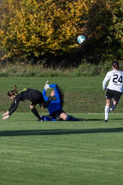 Bild 45 - Frauen TSV Vineta Audorg - SV Friesia 03 Riesum Lindholm : Ergebnis: 2:4